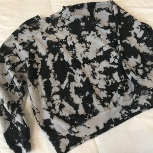 Oversized Bleach Dye Sweatshirt from UO